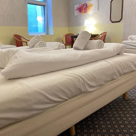 Hotel Tabor Rooms-2